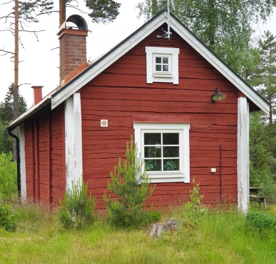 Cabin Near Lake And Beautiful Nature Reserve. Bodafors Esterno foto