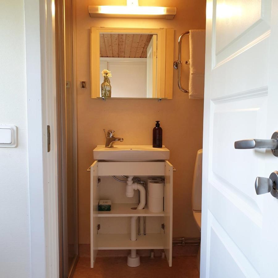 Cabin Near Lake And Beautiful Nature Reserve. Bodafors Esterno foto