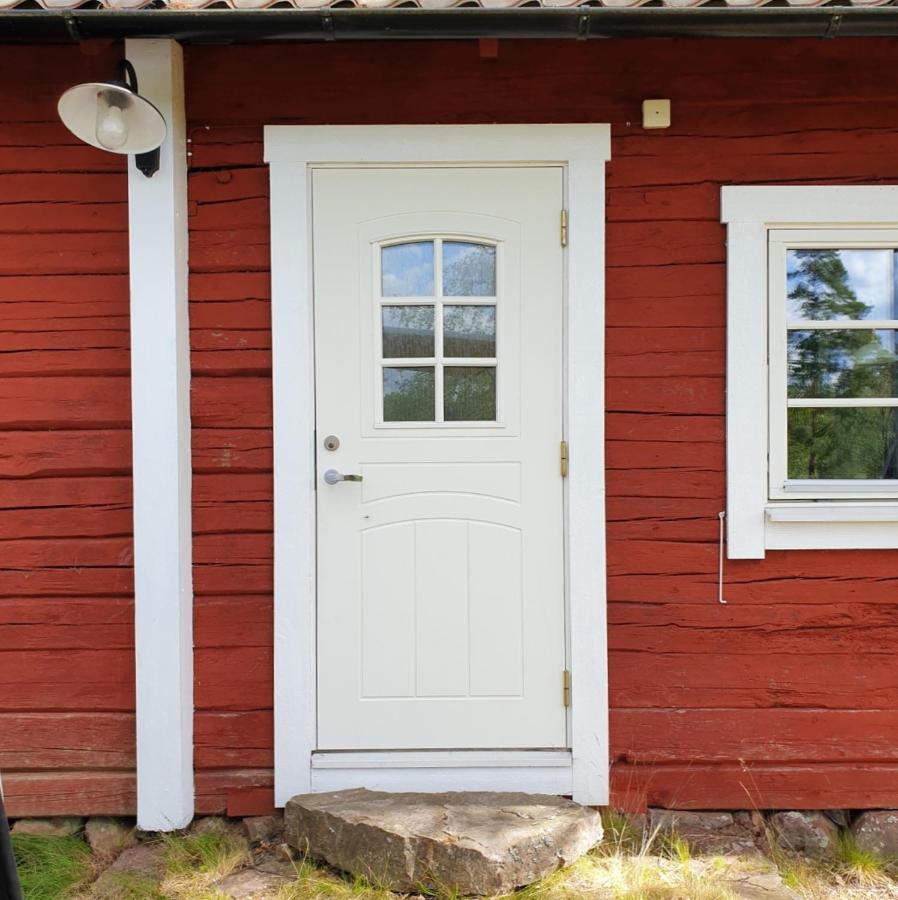 Cabin Near Lake And Beautiful Nature Reserve. Bodafors Esterno foto