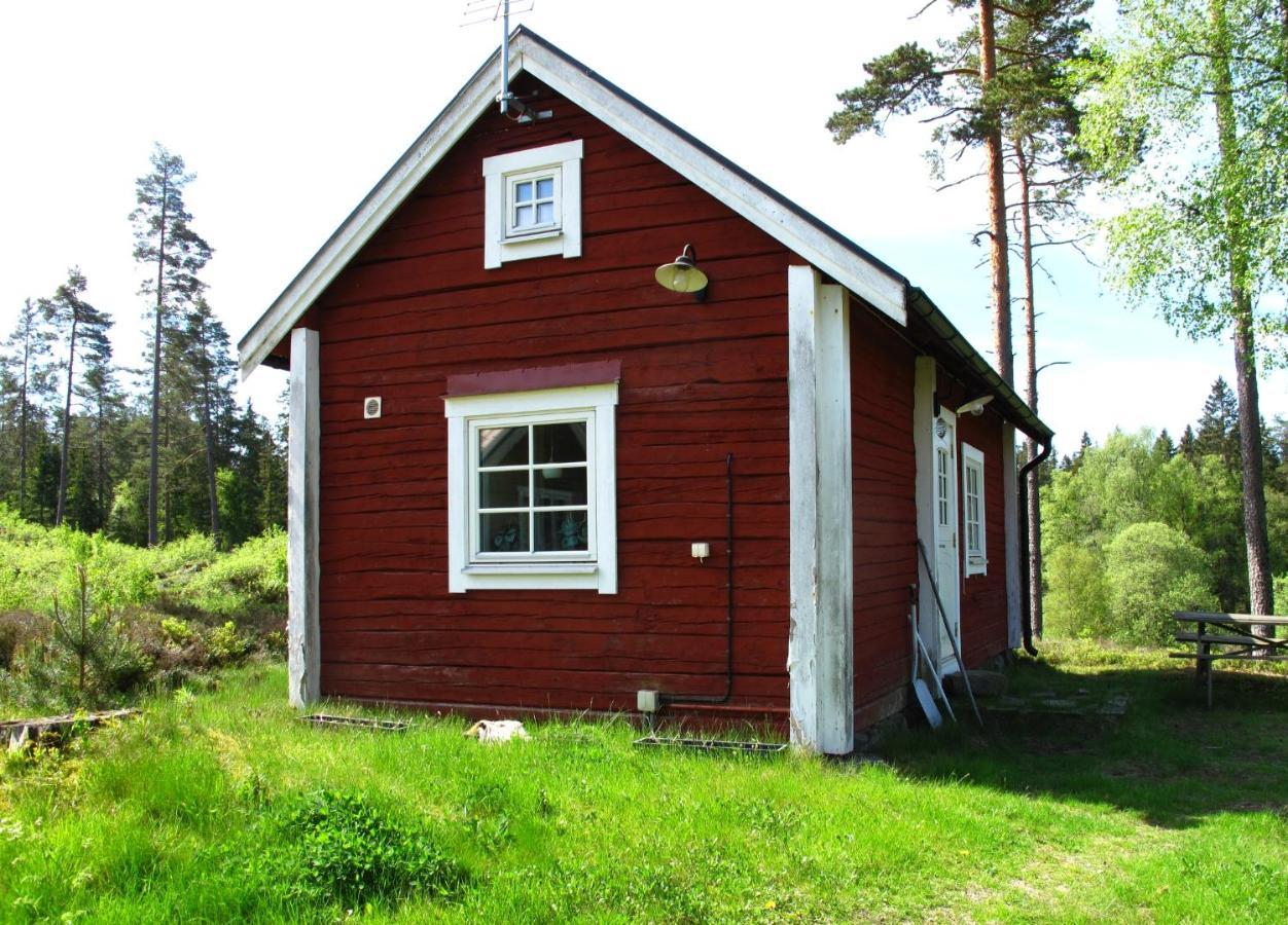 Cabin Near Lake And Beautiful Nature Reserve. Bodafors Esterno foto